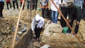 Bupati dan Wabup Meletakkan Batu Pertama Panti Jompo di Dusun Pelayang