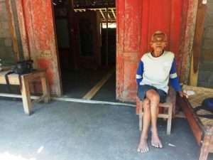 SATGAS TMMD KE-101 REHAB RUMAH MBAH PONIJAN