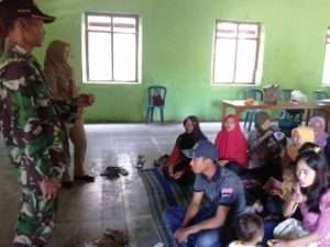 BATI BHAKTI TNI KORAMIL 0804/04 PARANG MELAKSANAKAN SOSIALISASI JAMBANISASI DI DESA JOKETRO