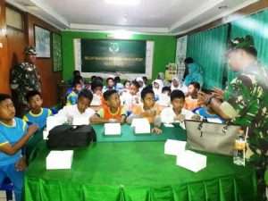 KORAMIL 03/SENEN PILIH KATA WISATA BAHASA INGGRIS UNTUK MENARIK MINAT BELAJAR