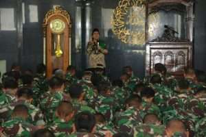 KOMANDO DAERAH MILITER XII/TANJUNGPURA GELAR PERINGATAN ISRA’ MI’RAJ DI MASJID NURUL IKHLAS