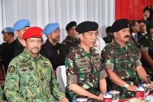 PRESIDEN RI MENERIMA KUNJUNGAN KEHORMATAN SULTAN BRUNEI DARUSSALAM DI MABES TNI