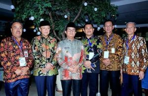 FACHRORI TEKANKAN EFISIENSI DALAM RODA PEMERINTAHAN