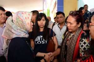 Anggota BPK Memberikan Dukungan Moril Kepada Keluarga Pegawai BPK Korban Lion Air