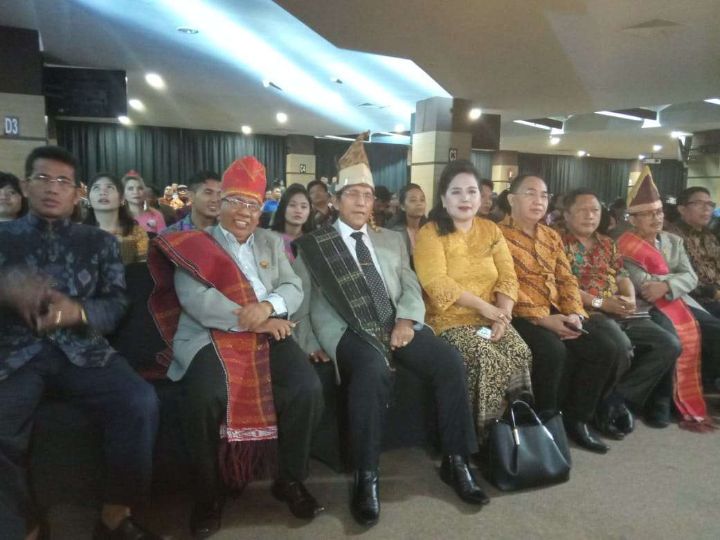 Perayaan Natal Pewarna,Aras Gereja dan Ormas Kriten Mendapat Punjian