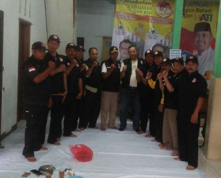 Ketua FPII Setwil Jawa Barat Hadiri Silaturahmi Pengurus Warta Ekspres Biro Kota Bekasi