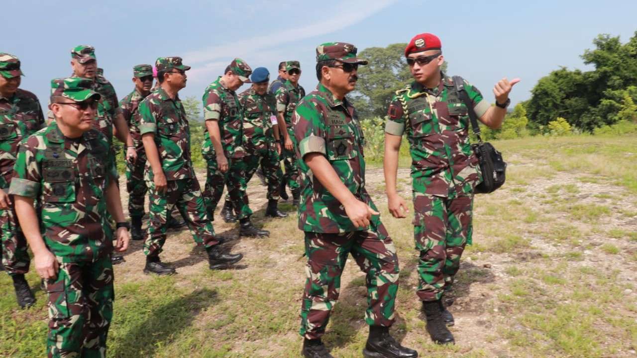 Panglima TNI Tinjau Aset TNI di Jawa Timur
