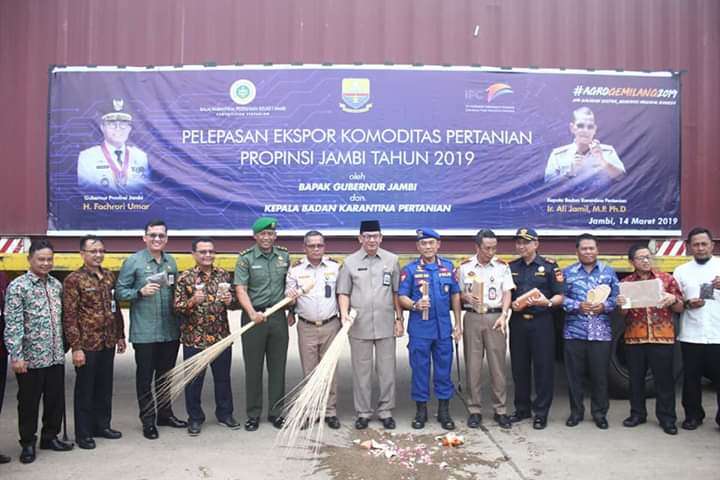 Sekda Lepas Ribuan Ton Ekspor Komoditas Pertanian Jambi Tahun 2019