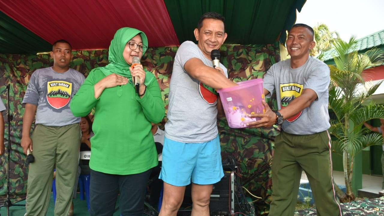 Pangdam I/BB Olahraga Bersama Prajurit dan Persit Makoyonif 123/RW