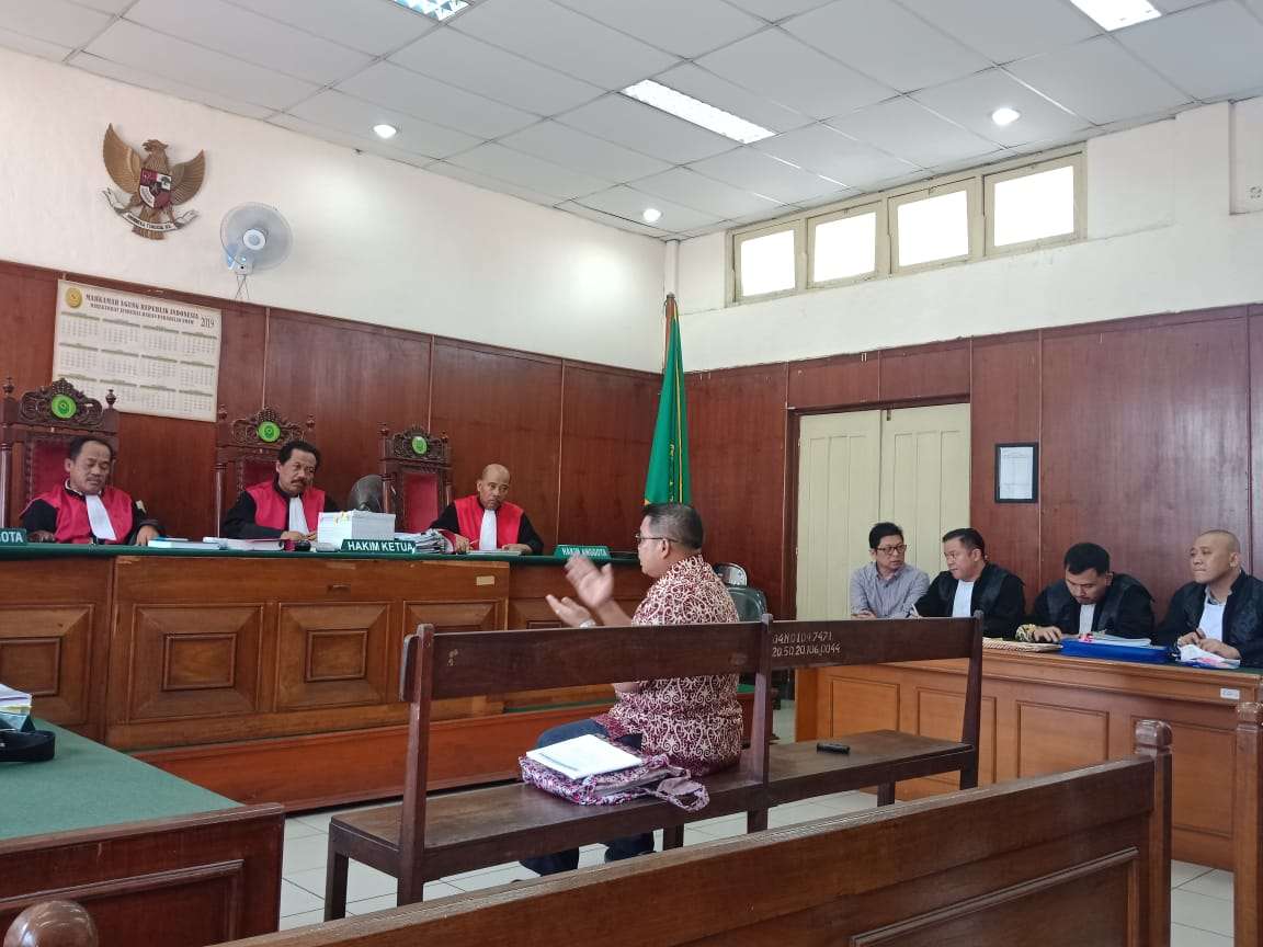 Penerima Gratifikasi Jadi Saksi Di Persidangan