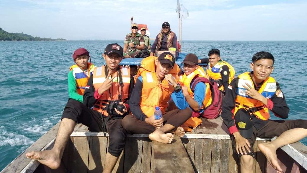 Beri Pemahaman Bagi Pelajar, Satgas Pamtas 643 Laksanakan Wisata Edukasi