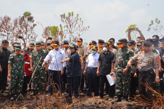 Wiranto, Siti Nurbaya, Panglima TNI dan Kapolri Pantau Karhutla di Palangkaraya