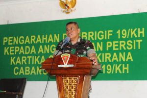 Danbrigif 19/KH Ajak Prajurit dan Persit Bijak Menggunakan Medsos