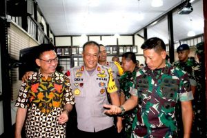 Mudahkan Koordinasi, Pejabat TNI-Polri di Kalbar Monitoring Situasi Pelantikan Presiden dan Wakil Presiden