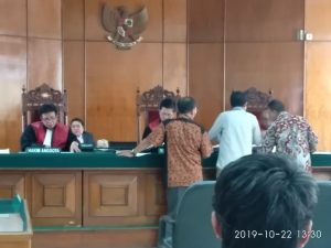 Hingga Gugatan Diajukan Tergugat Tidak Pernah Menerima Alat Berat Excavator
