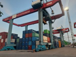 Kapasitas Pelabuhan Dwikora Semakin Padat, Terminal Kijing Menjadi Solusi