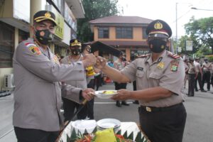 139 Personil Polres Jakarta Barat Dapat Kenaikan Pangkat