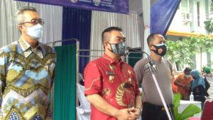Pelaksanaan Vaksin Covid-19 Secara Perdana Digelar di Halaman RSD Gunung Jati Cirebon