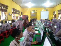 Pastikan Sekolah Menerapkan Prokes, Sekretaris Disdikbud Aceh Timur Gelar Sidak ke SMP N 1 Idi