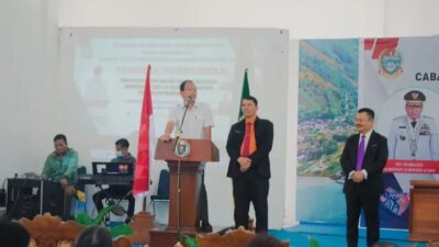 Dosmar Banjarnahor Buka Seminar Pendidikan Nasional di Humbahas