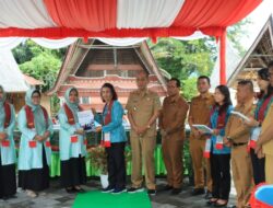 TP. PKK Provsu Evaluasi UP2K ke Desa Lumban Suhisuhi Toruan