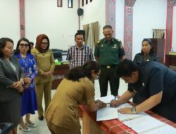 BUPATI SAMOSIR BERSAMA DPRD SAHKAN PERDA P-APBD 2023