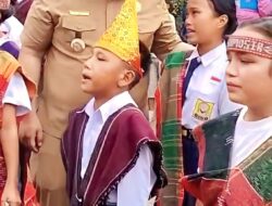 Di Kecamatan Harian, Bupati Samosir Disambut Hangat Warga