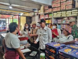 Jelang Nataru, Pemkab Samosir Monitoring Harga Bapokting di Pasar Tradisional Onan Baru Pangururan