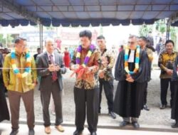 Bupati Khenoki Waruwu Hadiri Acara Penahbisan Gedung Gereja ONKP Jema’at Lasarafaga