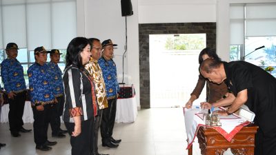 Wakil Bupati Samosir Lantik Pejabat AdministratorWAKIL dan Pengawas