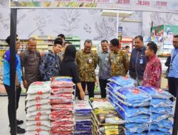 Dampingi Kepala BI Lhokseumawe, Pj. Walikota Langsa Bersama Forkopimda Tinjau Harga dan Ketersediaan Barang Kebutuhan Pokok Jelang Bulan Suci Ramadhan di SUZUYA