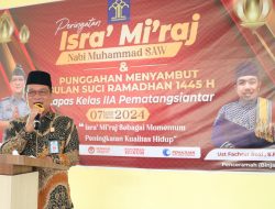 Penuh Khusyuk dan Khikmat, Kalapas Kelas IIA Pematangsiantar Kanwil Kemenkumham Sumut Adakan Peringatan Isra Miraj 1445 H. Bersama Dengan WBP Lapas Pematangsiantar