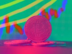 Langkah AS Dirikan Cadangan BTC Strategis, Investor Beri Tanggapan Beragam