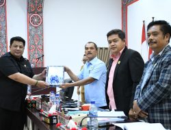 Bupati Samosir Sampaikan Nota Pengantar LKPJ Tahun Anggaran 2024