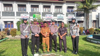 Satlantas Polres Rohul “Gelar Police Goes to School”di SMP Negeri 1 Rambah Ajak Pelajar Tertib Berlalu Lintas & Penanaman Pohon
