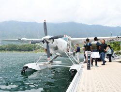 Jajal Pesawat Amphibi, Bupati Samosir : Era Baru dan Daya Tarik Bagi Pariwisata Kabupaten Samosir