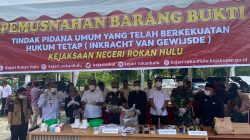 Wujud Sinergi, Lapas Pasir Pangarayan Ikut Serta Pemusnahan Barang Bukti di Kejari Rokan Hulu