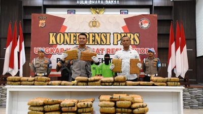 Polres Aceh Timur Gagalkan Penyeludupan 67 Kg Ganja, 2 Pelaku Diamankan