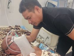 Saed Azhar Menangis Terharu Ketika T. Zainal Datang Menjenguknya