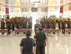 Kajati Yudi Triadi Lantik Wakajati, 5 Asisten,15 Kajari Serta 5 Koordinator di Lingkungan Kejaksaan Tinggi Aceh