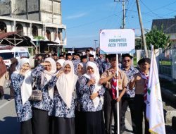 Pawai Taaruf MTQ Aceh Timur Mendapat Sambutan Hangat dari Ribuan Masyarakat Pidie Jaya