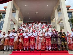 Gelar Paripurna Istimewa Peringatan HUT Kabupaten Pelalawan ke 26, DPRD Teguhkan Semangat Pelalawan Menawan Gelar Paripurna Istimewa Peringatan HUT Kabupaten Pelalawan ke 26, DPRD Teguhkan Semangat Pelalawan Menawan