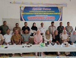 Hadiri Musrenbang Desa Gampong Jawa dan Alue O Camat Idi Rayeuk Sampaikan Agar pembangunan Gampong selaras dengan Pembangunan Daerah
