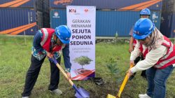 Dukung Gerakan Satu Juta Pohon, KAI Logistik Konsisten Tegaskan Komitmen Lingkungan