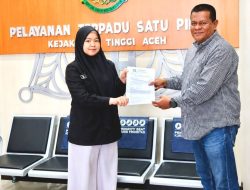 “Terhadap Indikasi Penyimpangan Pengadaan Seragam Sekolah Gratis 5,2 Miliar di Kota Langsa” Gadjah Puteh Resmi Lapor ke Kejati Aceh