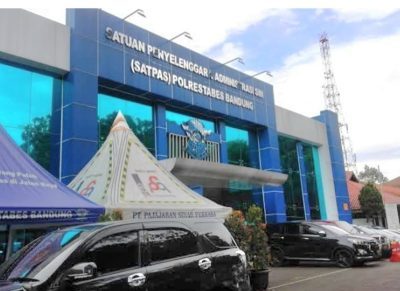Biaya SIM C Tembus Rp900 Ribu, Praktik Percaloan Masih Marak di Satpas Polrestabes Bandung, Kapolda Jabar Didesak Lakukan Sapu Bersih!