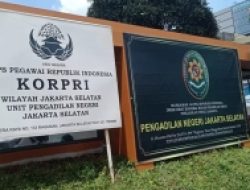 Praperadilankan Kejagung di PN Jaksel, Eks Wakil Kepala BGN Lodewyk Pusung Minta Status Tersangka Dibatalkan