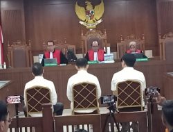 Terbukti Suap Pejabat Bea Cukai Rp91,7 Miliar, Bos Blueray Cargo John Field Divonis 2 Tahun Penjara